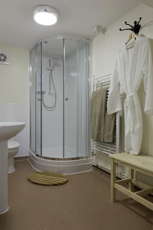 Leeds Castle Knights Glamping Hotel Bagian luar foto